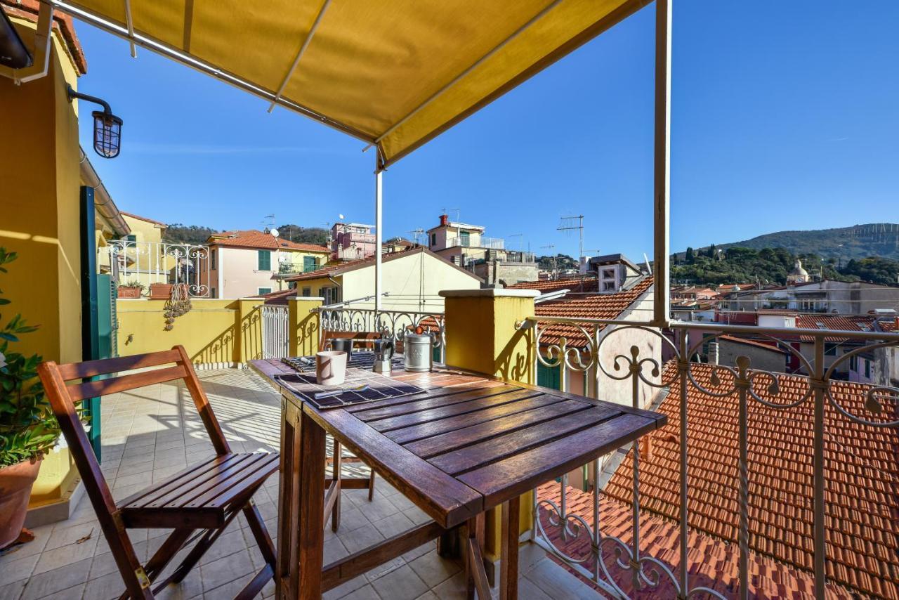 Vienna'S House Apartamento Lerici Exterior foto